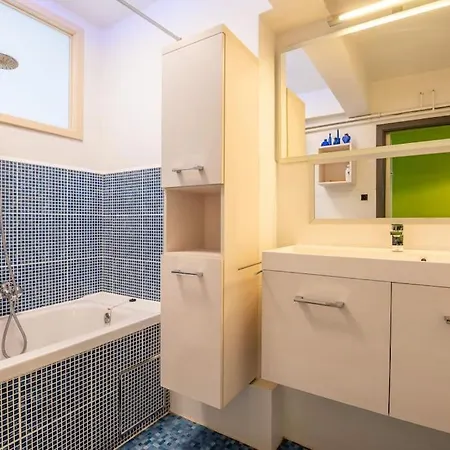 Appartement Spacious For 7 People