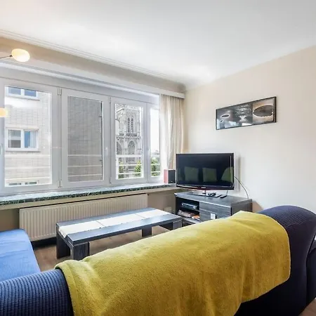 Apartament Spacious For 7 People Ostenda