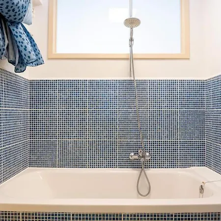 Spacious For 7 People