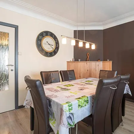 Spacious For 7 People * Ostend