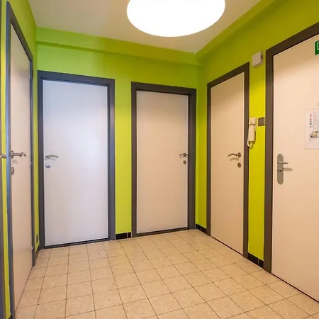 Spacious For 7 People Apartamento Ostend